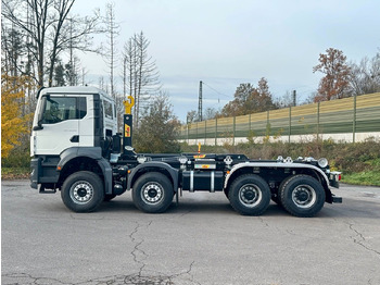 Autocarro scarrabile MAN TGS 35.520 8x4 Euro6e Hyva 26-55 Abrollkipper: foto 3