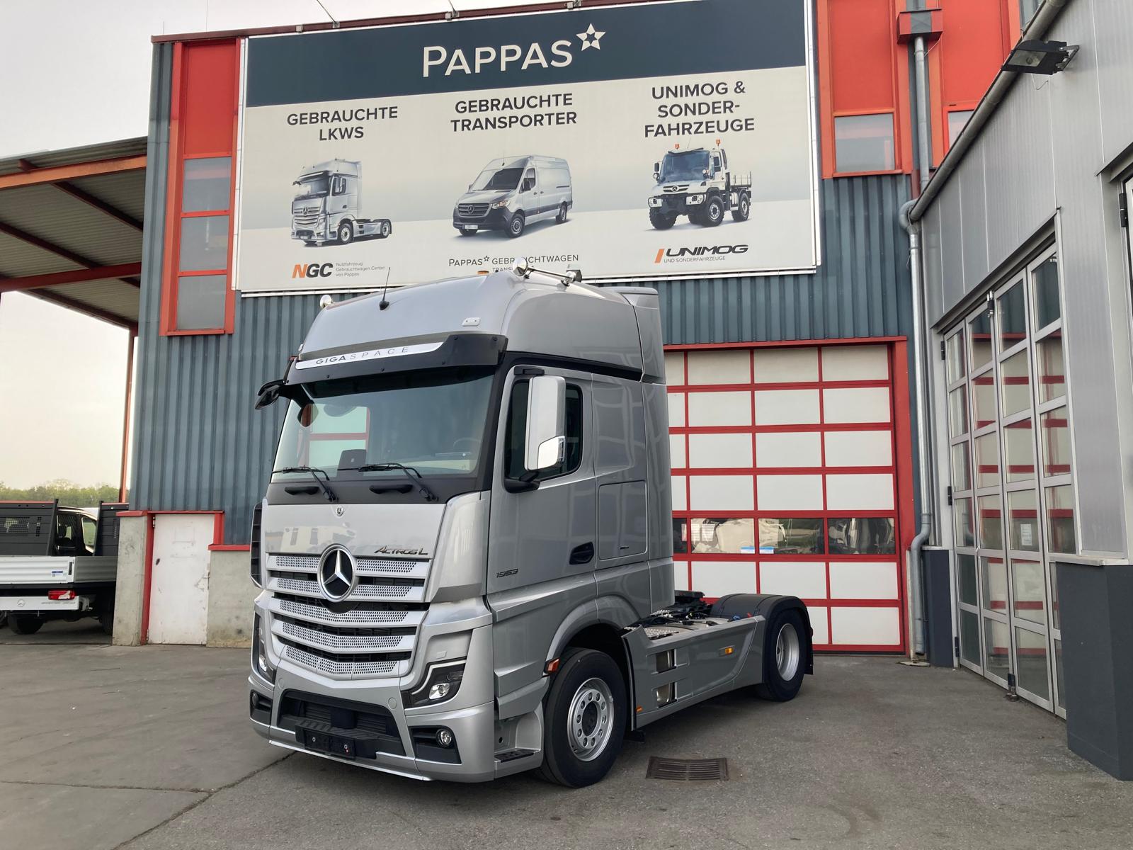 Trattore stradale MERCEDES-BENZ
