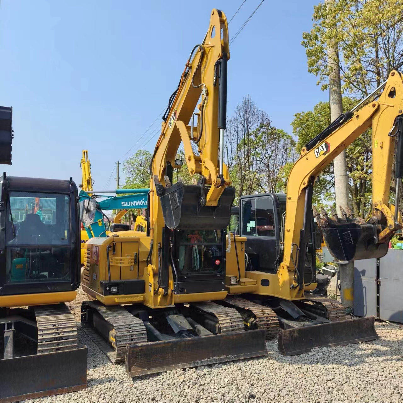 Escavatore cingolato CATERPILLAR 306E2