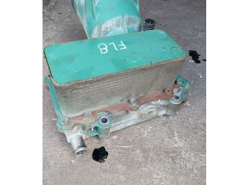 Radiatore olio per Camion VOLVO PODSTAWA OBUDOWA FILTRA OLEJU VOLVO FL FE D8K RENAULT GAMA D DTI 8: foto 2 Radiatore olio per Camion VOLVO PODSTAWA OBUDOWA FILTRA OLEJU VOLVO FL FE D8K RENAULT GAMA D DTI 8: foto 2