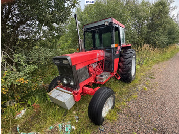 Trattore INTERNATIONAL