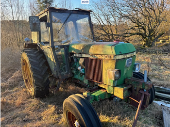 Trattore JOHN DEERE
