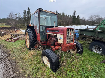 Trattore INTERNATIONAL