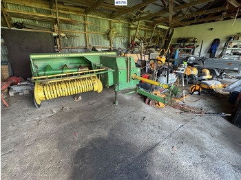 Macchina da fienagione JOHN DEERE