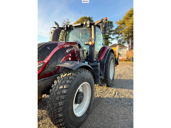 Trattore VALTRA T174