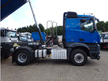 Trattore stradale Mercedes-Benz 1853 Arocs SZM mit Kipperpumpe: foto 5