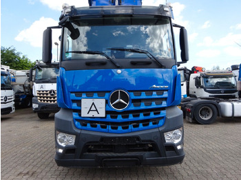 Trattore stradale Mercedes-Benz 1853 Arocs SZM mit Kipperpumpe: foto 4