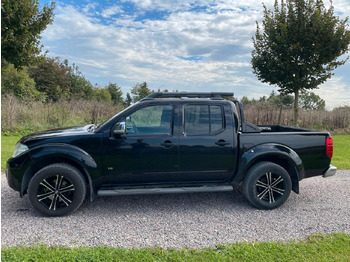 SUV/ Fuoristrada Nissan Navara Pickup Double Cab LE V6 4x4 LB: foto 2