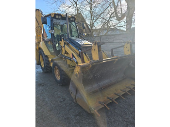 Terna Caterpillar: foto 2