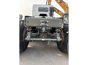 Trattore stradale HOWO: foto 5
