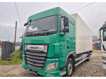 Autocarro furgonato DAF XF