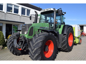 Trattore FENDT 718 Vario