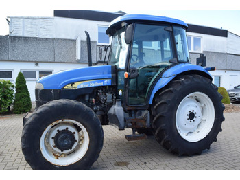 Trattore NEW HOLLAND TD5