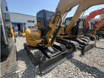 Miniescavatore CATERPILLAR