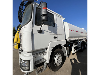 Leasing di SHACMAN F3000 Water Truck SHACMAN F3000 Water Truck: foto 5 Leasing di SHACMAN F3000 Water Truck SHACMAN F3000 Water Truck: foto 5