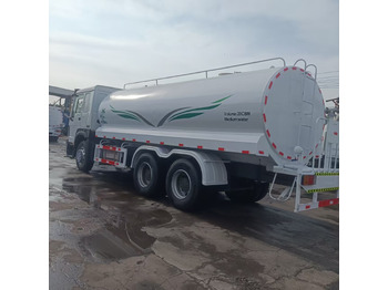 Camion cisterna SINOTRUK HOWO