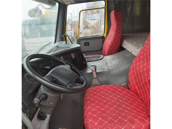 Autocarro ribaltabile SINOTRUK HOWO