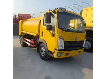Camion cisterna SINOTRUK HOWO