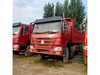 Autocarro ribaltabile SINOTRUK HOWO