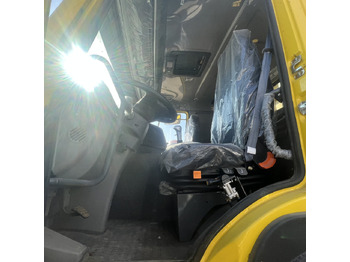 Autocarro ribaltabile SINOTRUK HOWO: foto 2