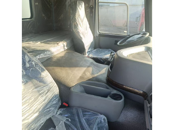 Camion cisterna SINOTRUK HOWO: foto 2