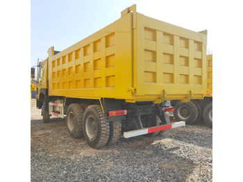 Autocarro ribaltabile SINOTRUK HOWO: foto 2