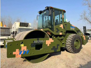 Rullo stradale XCMG