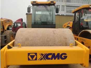 Rullo compattatore/ Rullo compressore XCMG XS223J: foto 4 Rullo compattatore/ Rullo compressore XCMG XS223J: foto 4