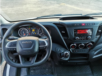 Leasing di IVECO daily 35C14 BENNE COFFRE DOUBLE CABINE 6 places IVECO daily 35C14 BENNE COFFRE DOUBLE CABINE 6 places: foto 4