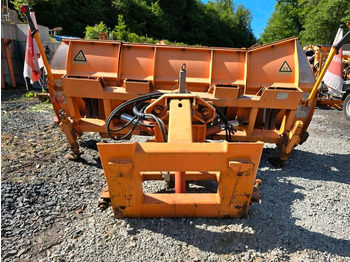 Lama neve UNIMOG