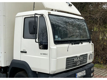 Autocarro furgonato MAN MAN 8-180 KONTENER WINDA ZAŁADOWCZA: foto 4