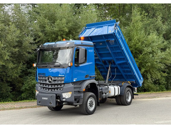Autocarro ribaltabile MERCEDES-BENZ Arocs