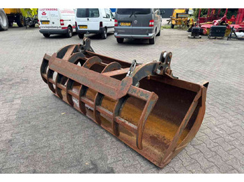 Attrezzatura per silaggio MANITOU