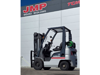 Leasing di Nissan L01A15 Nissan L01A15: foto 1 Leasing di Nissan L01A15 Nissan L01A15: foto 1