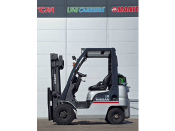 Leasing di Nissan L01A15 Nissan L01A15: foto 4 Leasing di Nissan L01A15 Nissan L01A15: foto 4