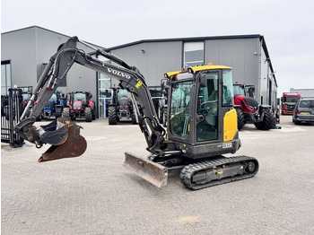 Miniescavatore VOLVO ECR35D