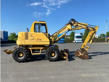 Escavatore gommato Komatsu PW95: foto 5
