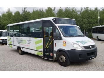 Autobus extraurbano IVECO Daily