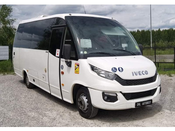 Autobus extraurbano IVECO Daily
