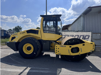 Rullo compattatore/ Rullo compressore BOMAG