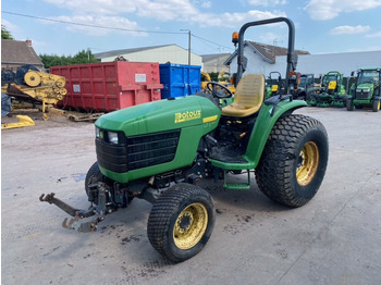 Trattore JOHN DEERE