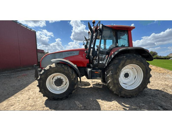 Trattore VALTRA T160