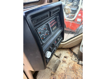 Bulldozer BULLDOZER CATERPILLAR D5: foto 5