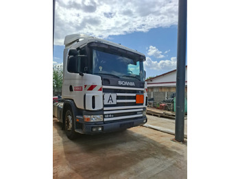 Trattore stradale SCANIA