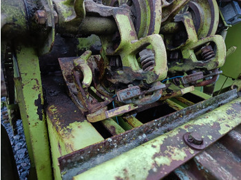 Pressa quadra CLAAS Markant 50 sitoja: foto 5 Pressa quadra CLAAS Markant 50 sitoja: foto 5