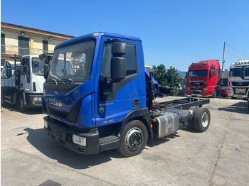 Camion con gru IVECO EuroCargo