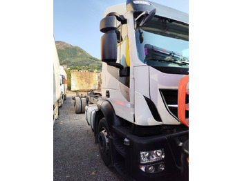 Autocarro furgonato IVECO STRALIS AD 260S31 XP: foto 4