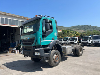 Autocarro telaio IVECO TRAKKER 190T41: foto 3