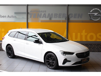Autovettura OPEL