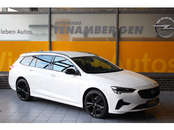 Autovettura OPEL